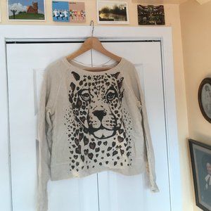 Crewneck sweater, leopard design and elbow detail